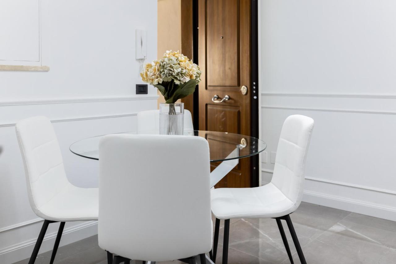 Iroome Rome Bagian luar foto