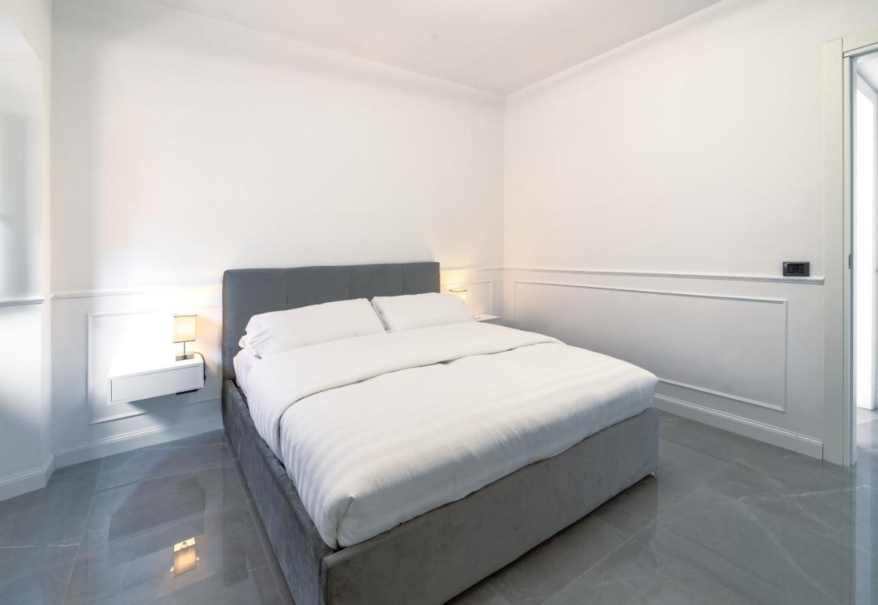 Iroome Rome Bagian luar foto